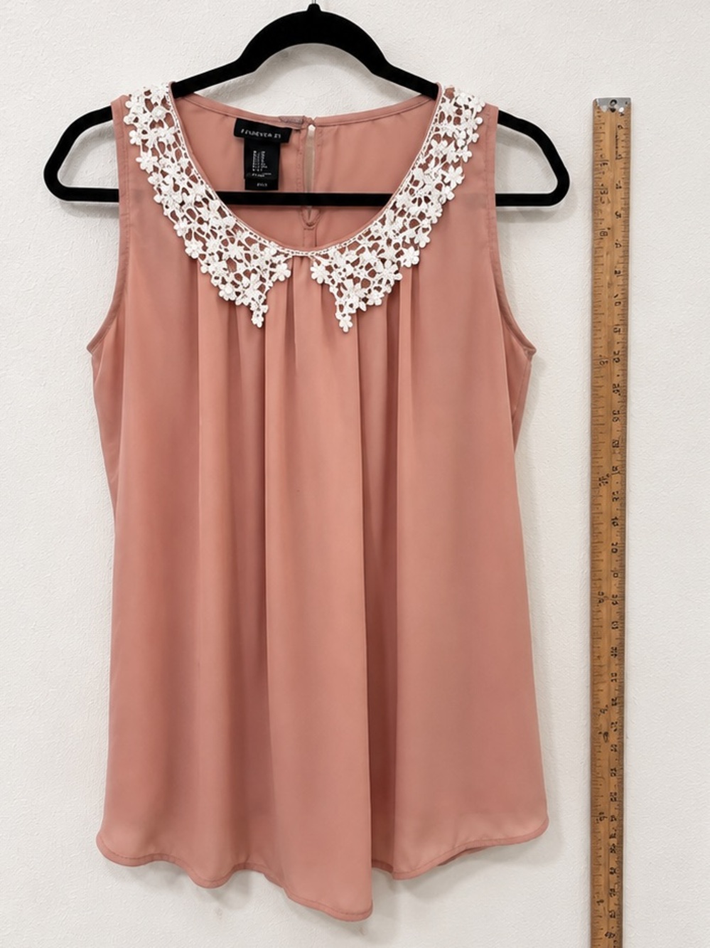 Metaphor Dusty Rose Sleeveless Camisole with Crochet Collar